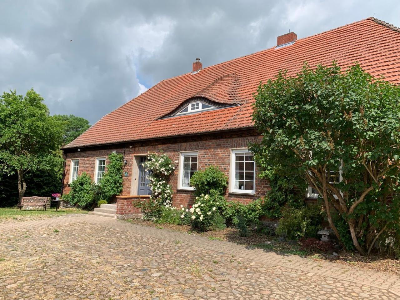 Nussbaumhof Mit Koppel *