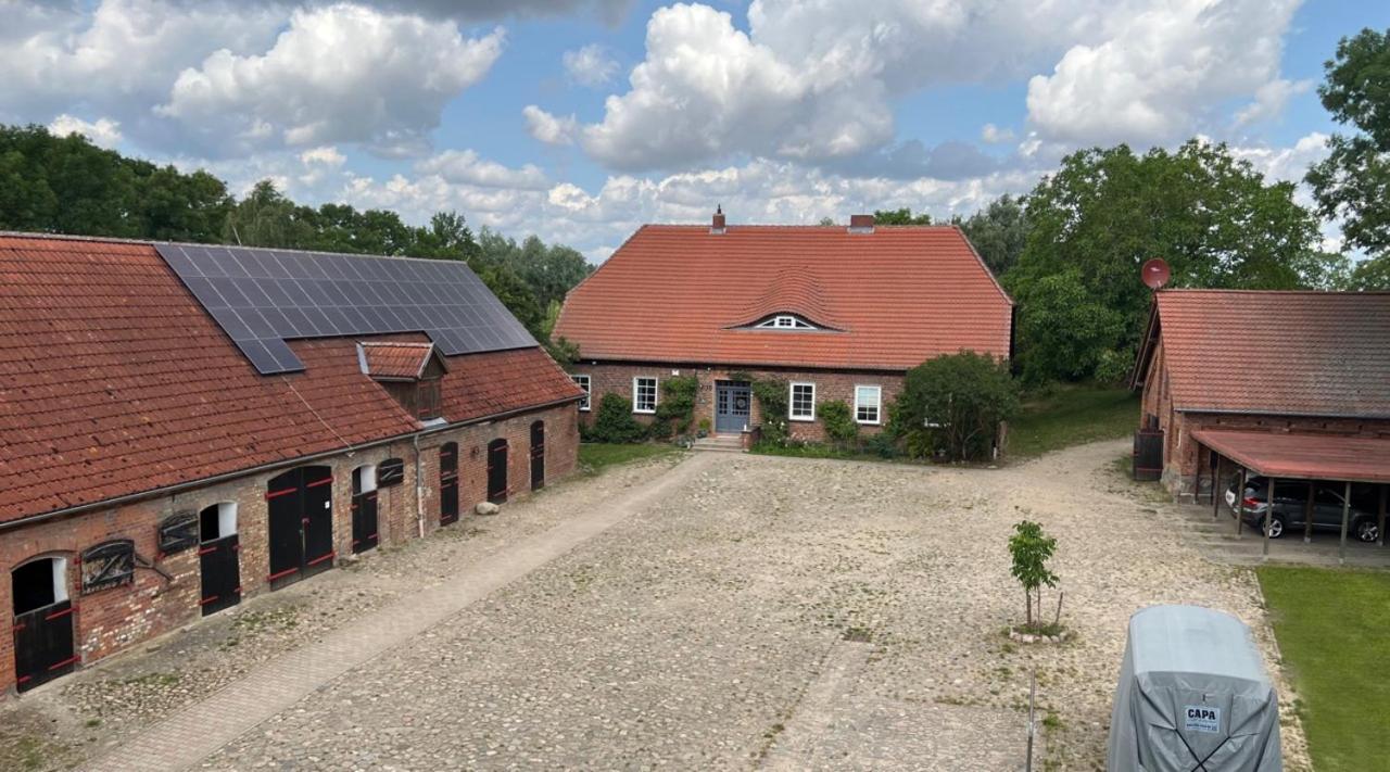 Nussbaumhof Mit Koppel Landhaus *